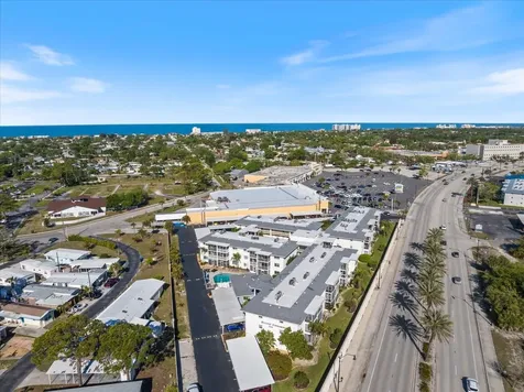 708 Tamiami Trail S Venice FL 34285