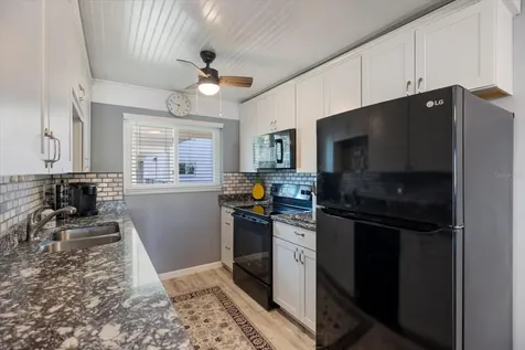 708 Tamiami Trail S Venice FL 34285