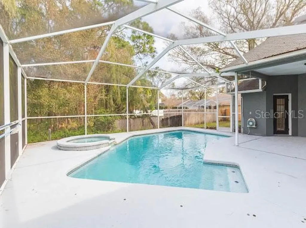 23635 Oakside Boulevard Lutz FL 33559