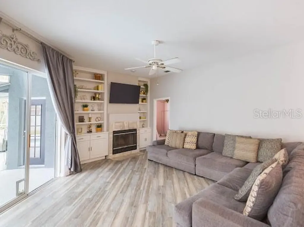 23635 Oakside Boulevard Lutz FL 33559
