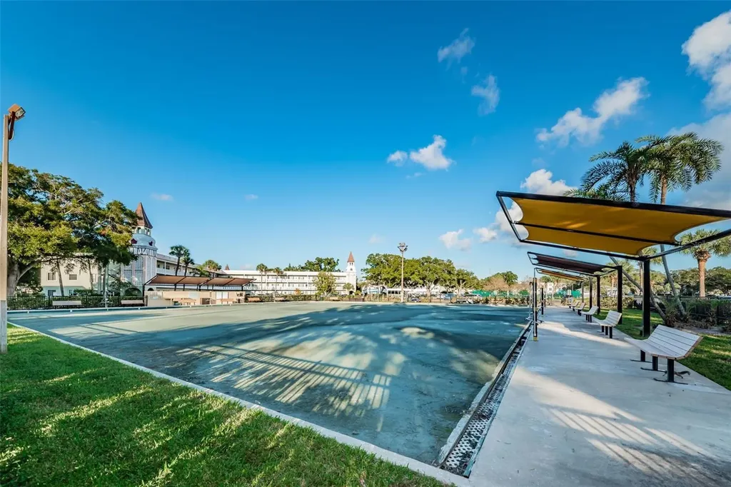 2210 Utopian Drive E Clearwater FL 33763