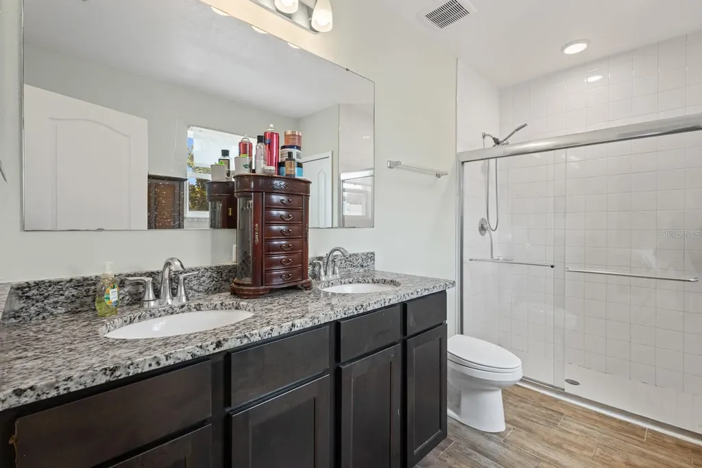 338 Pinecrest Loop Davenport FL 33837