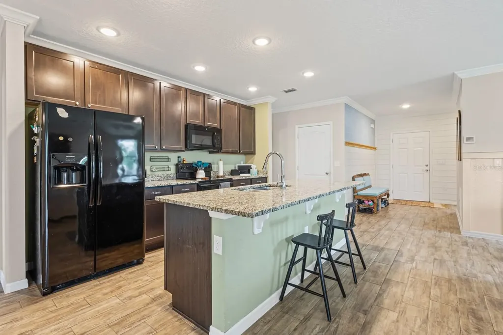 338 Pinecrest Loop Davenport FL 33837