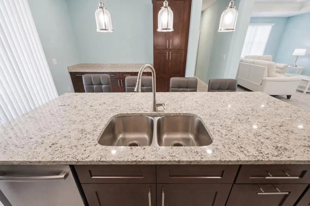 2118 W Hampshire Boulevard Citrus Springs FL 34434