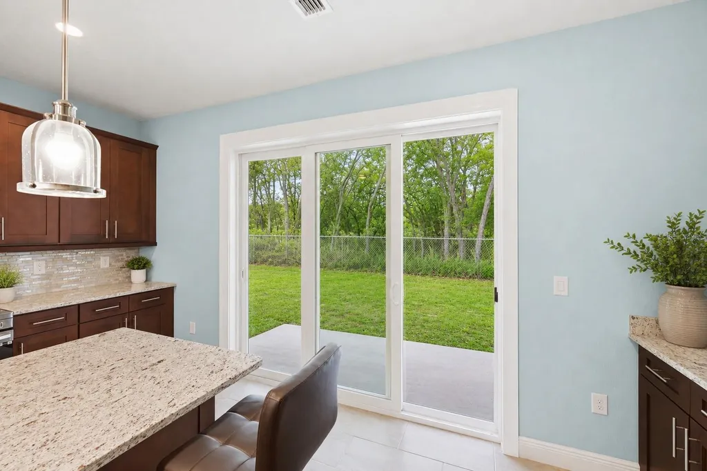 2118 W Hampshire Boulevard Citrus Springs FL 34434