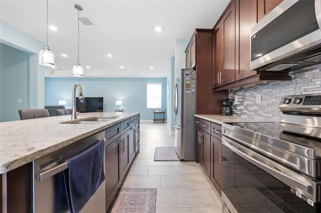 2118 W Hampshire Boulevard Citrus Springs FL 34434