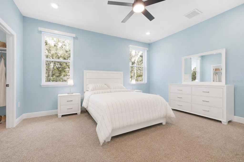 2118 W Hampshire Boulevard Citrus Springs FL 34434