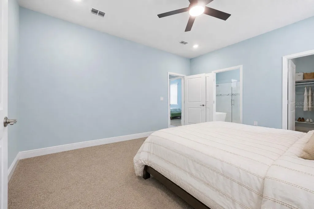 2118 W Hampshire Boulevard Citrus Springs FL 34434