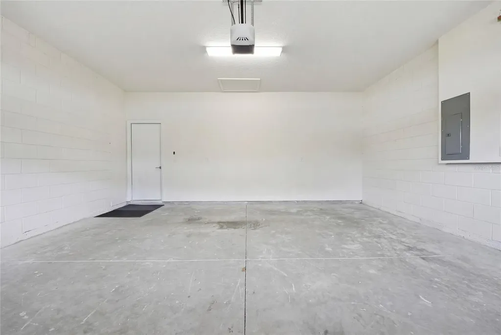 2118 W Hampshire Boulevard Citrus Springs FL 34434