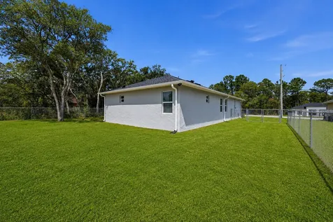2118 W Hampshire Boulevard Citrus Springs FL 34434