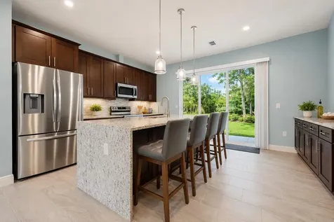 2118 W Hampshire Boulevard Citrus Springs FL 34434