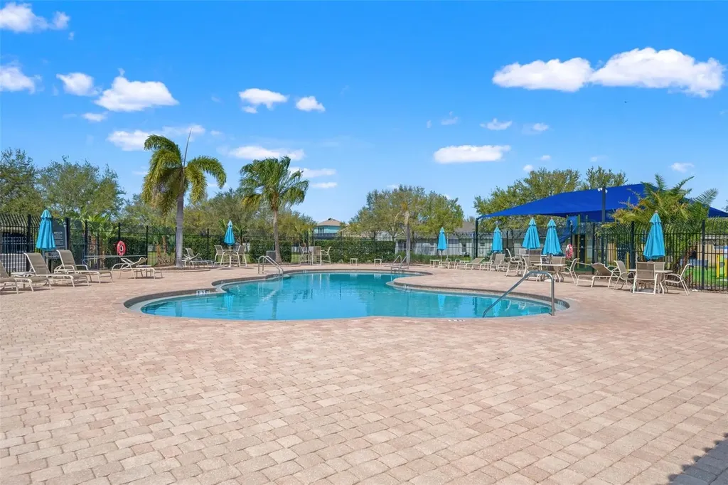 518 York Dale Drive Ruskin FL 33570