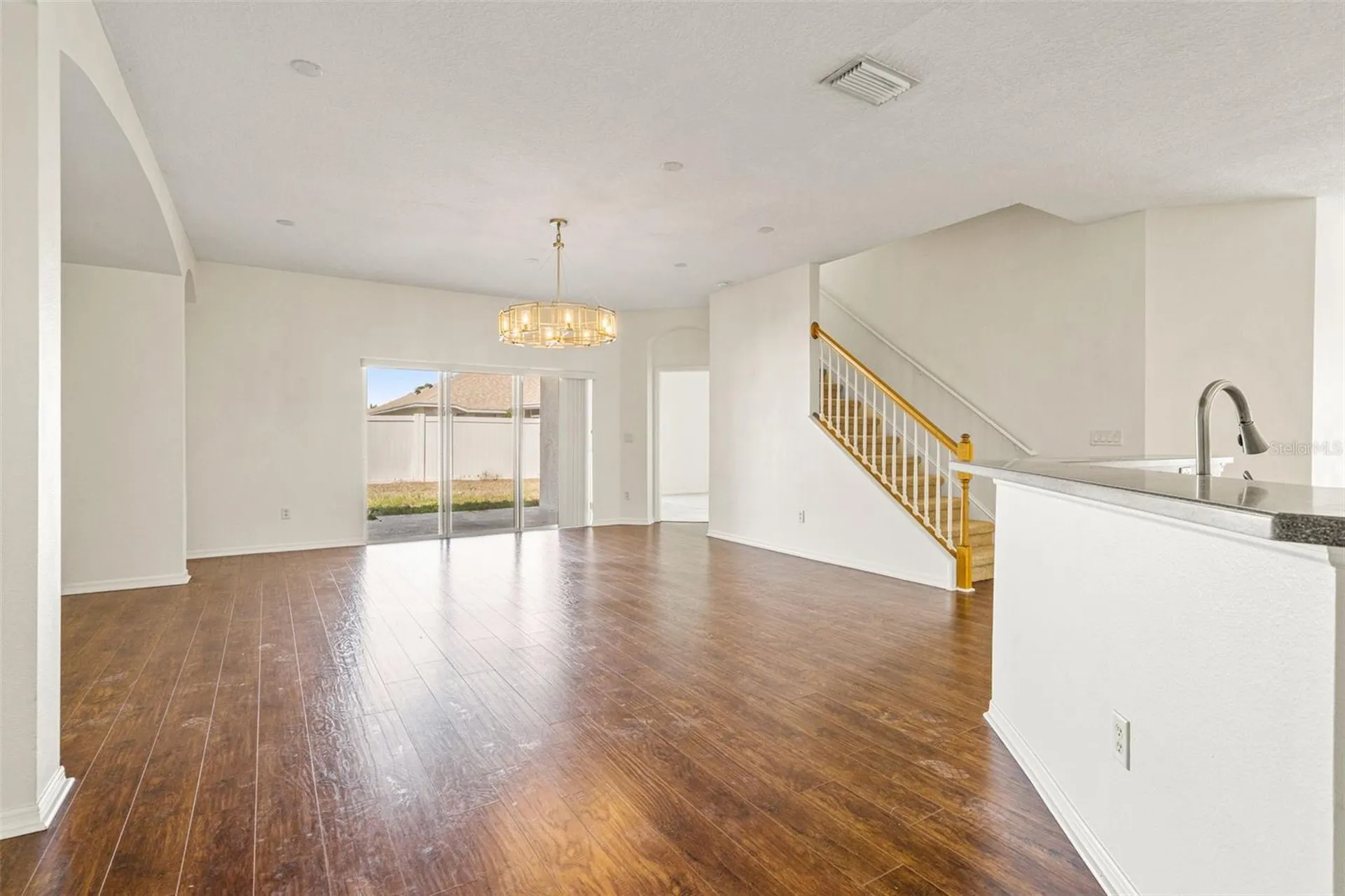 518 York Dale Drive Ruskin FL 33570