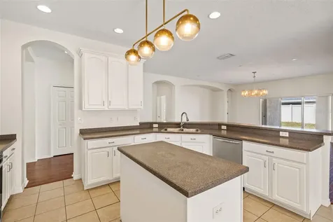 518 York Dale Drive Ruskin FL 33570