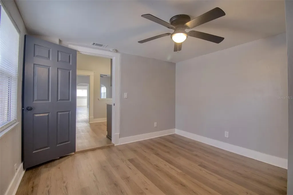 675 16th Avenue S St Petersburg FL 33701