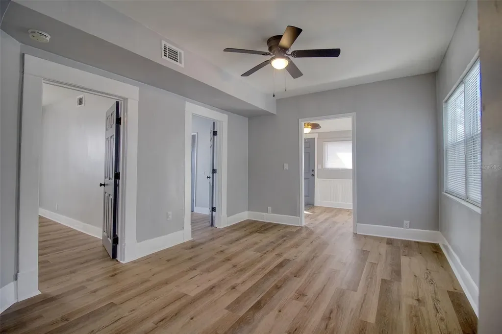 675 16th Avenue S St Petersburg FL 33701