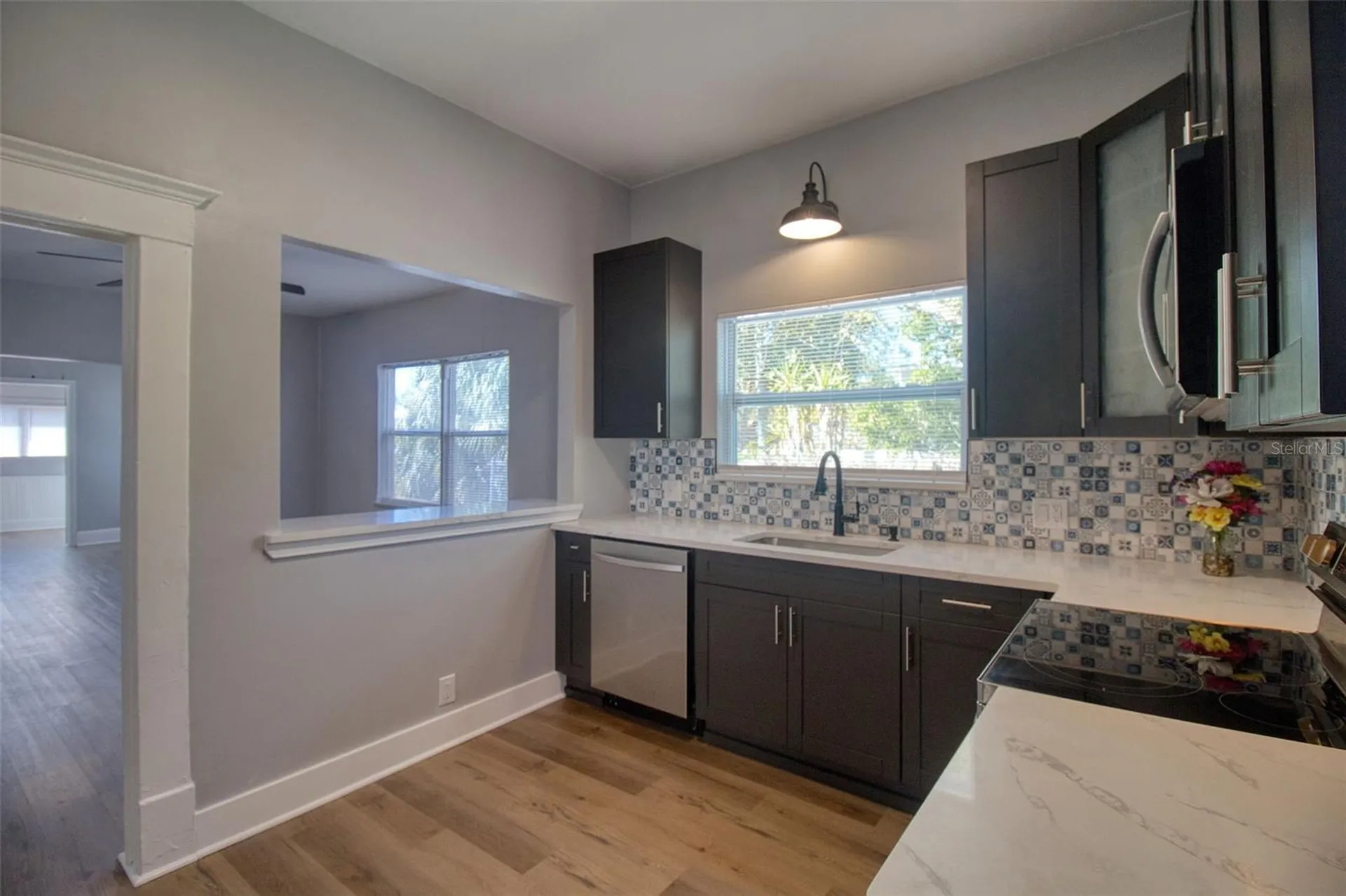675 16th Avenue S St Petersburg FL 33701