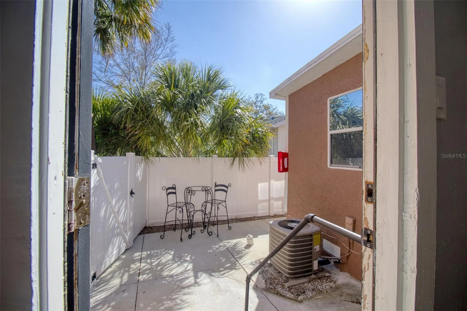 675 16th Avenue S St Petersburg FL 33701