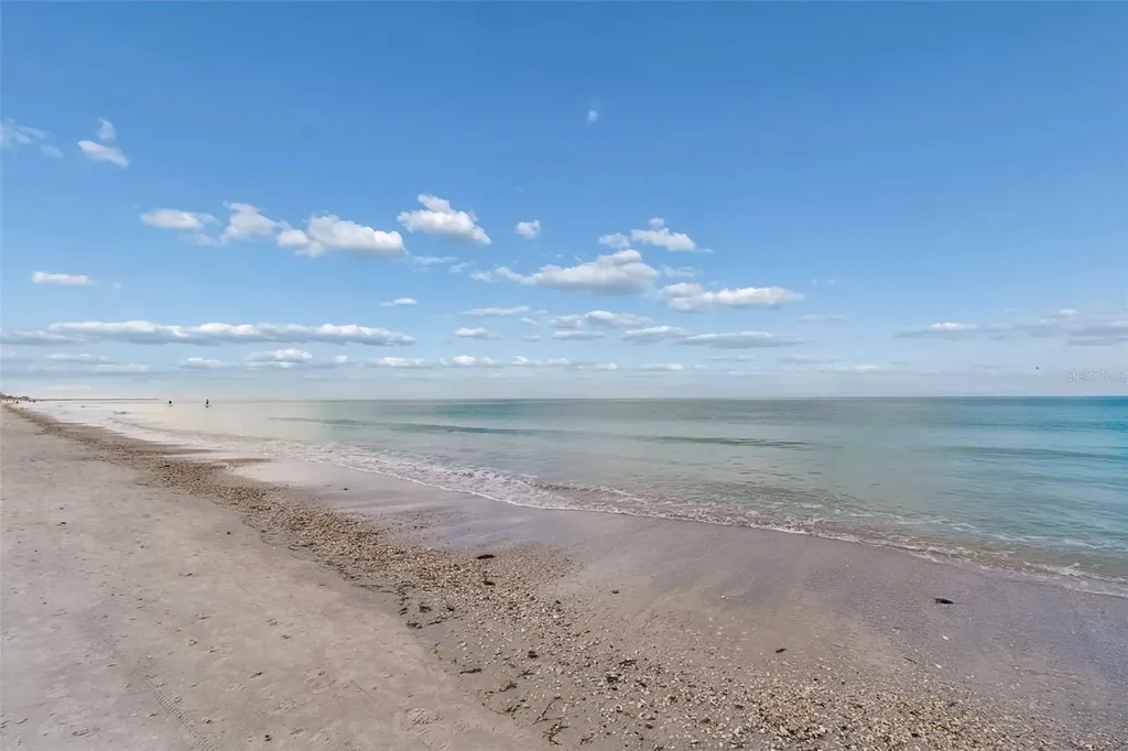 2811 Sunset Way St Pete Beach FL 33706