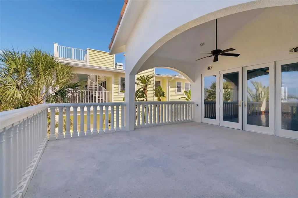 2811 Sunset Way St Pete Beach FL 33706