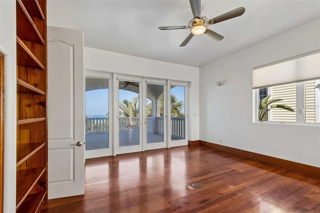 2811 Sunset Way St Pete Beach FL 33706