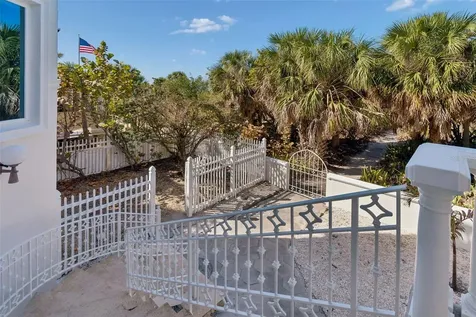 2811 Sunset Way St Pete Beach FL 33706