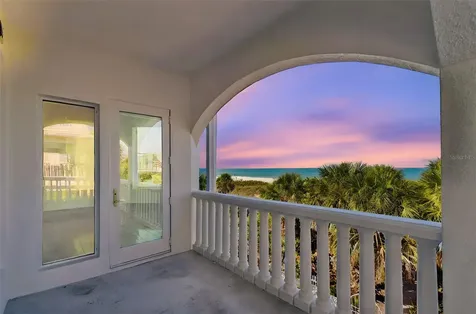 2811 Sunset Way St Pete Beach FL 33706