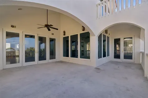 2811 Sunset Way St Pete Beach FL 33706
