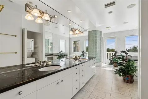 2811 Sunset Way St Pete Beach FL 33706