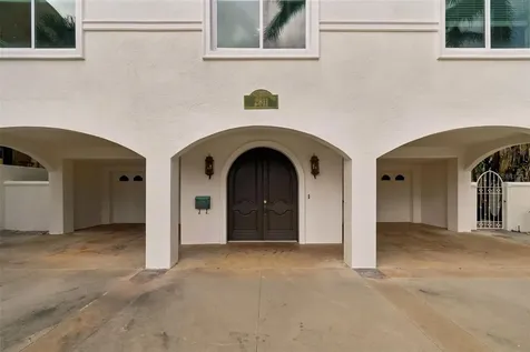 2811 Sunset Way St Pete Beach FL 33706