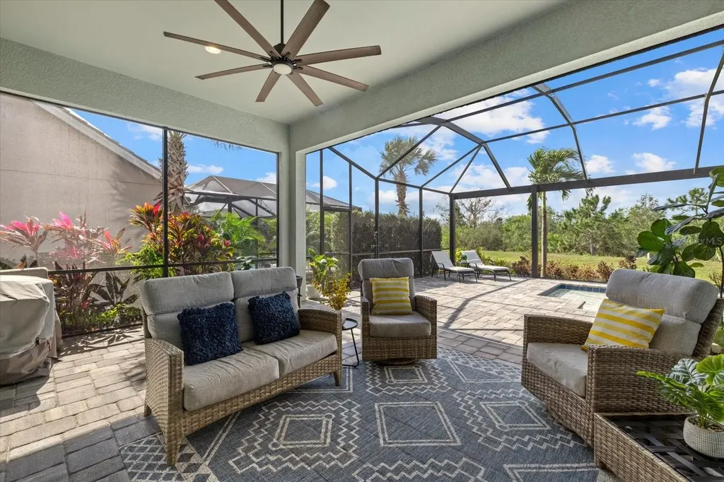 3375 Chestertown Loop Bradenton FL 34211