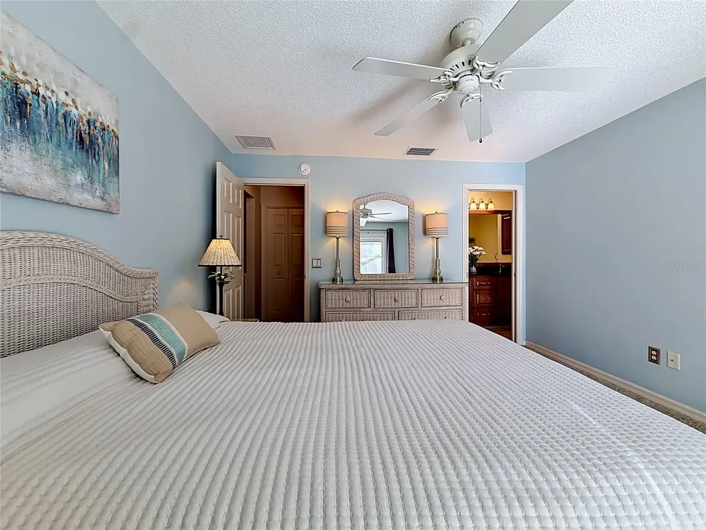 8641 SE 168th Kittredge Loop The Villages FL 32162