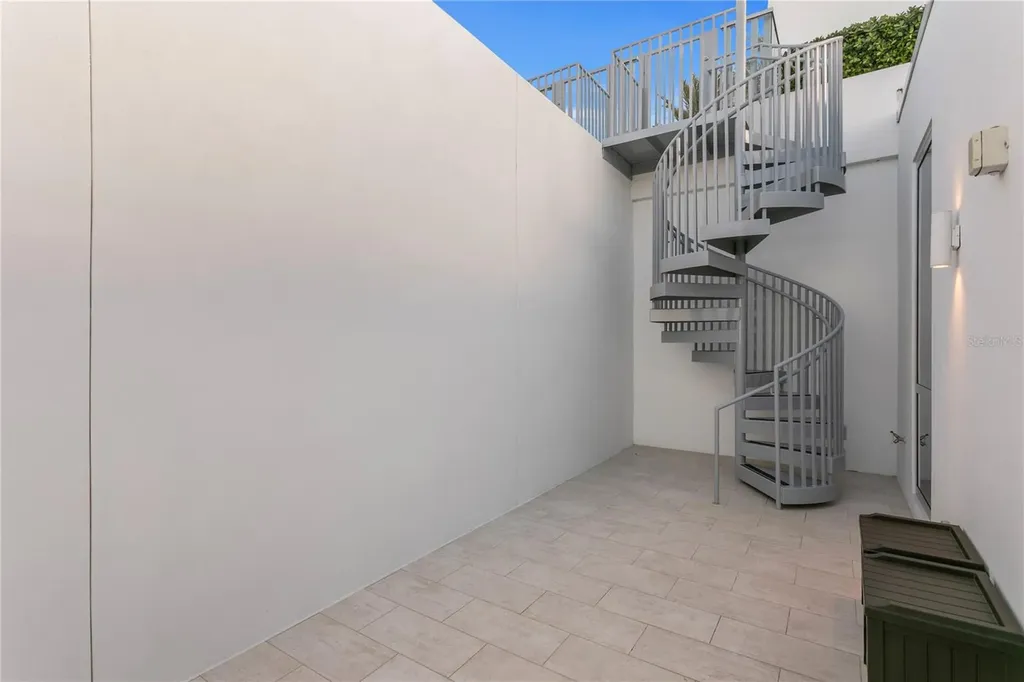 5142 Marina Way Tampa FL 33611