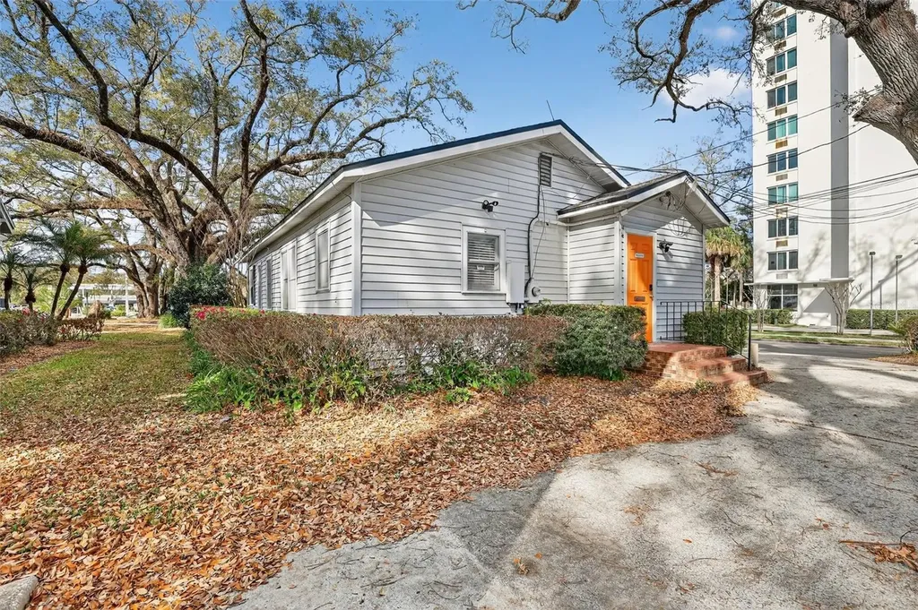 1922 Hillcrest Street Orlando FL 32803