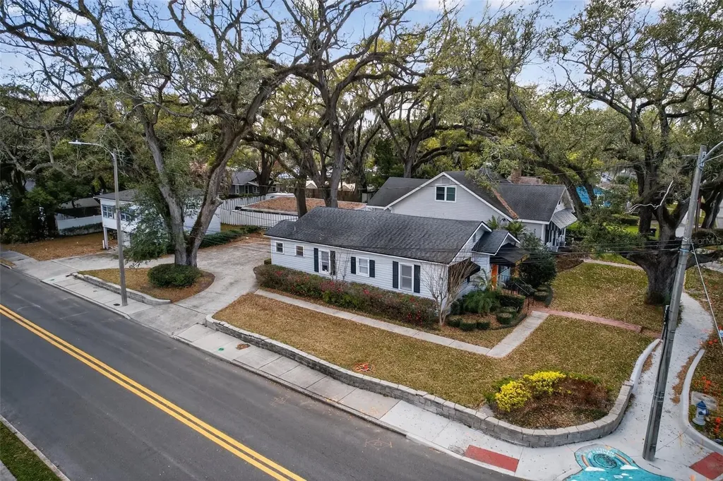 1922 Hillcrest Street Orlando FL 32803