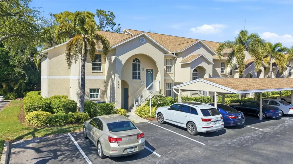 4205 Castlebridge Lane Sarasota FL 34238
