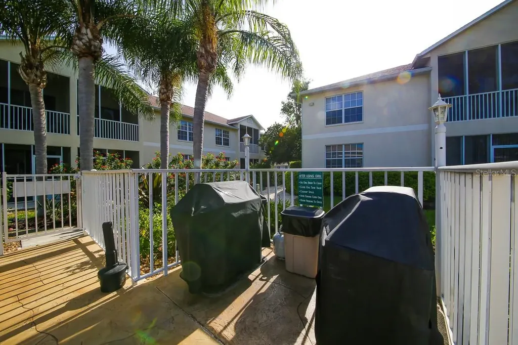 4205 Castlebridge Lane Sarasota FL 34238