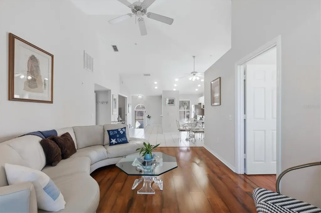 4205 Castlebridge Lane Sarasota FL 34238