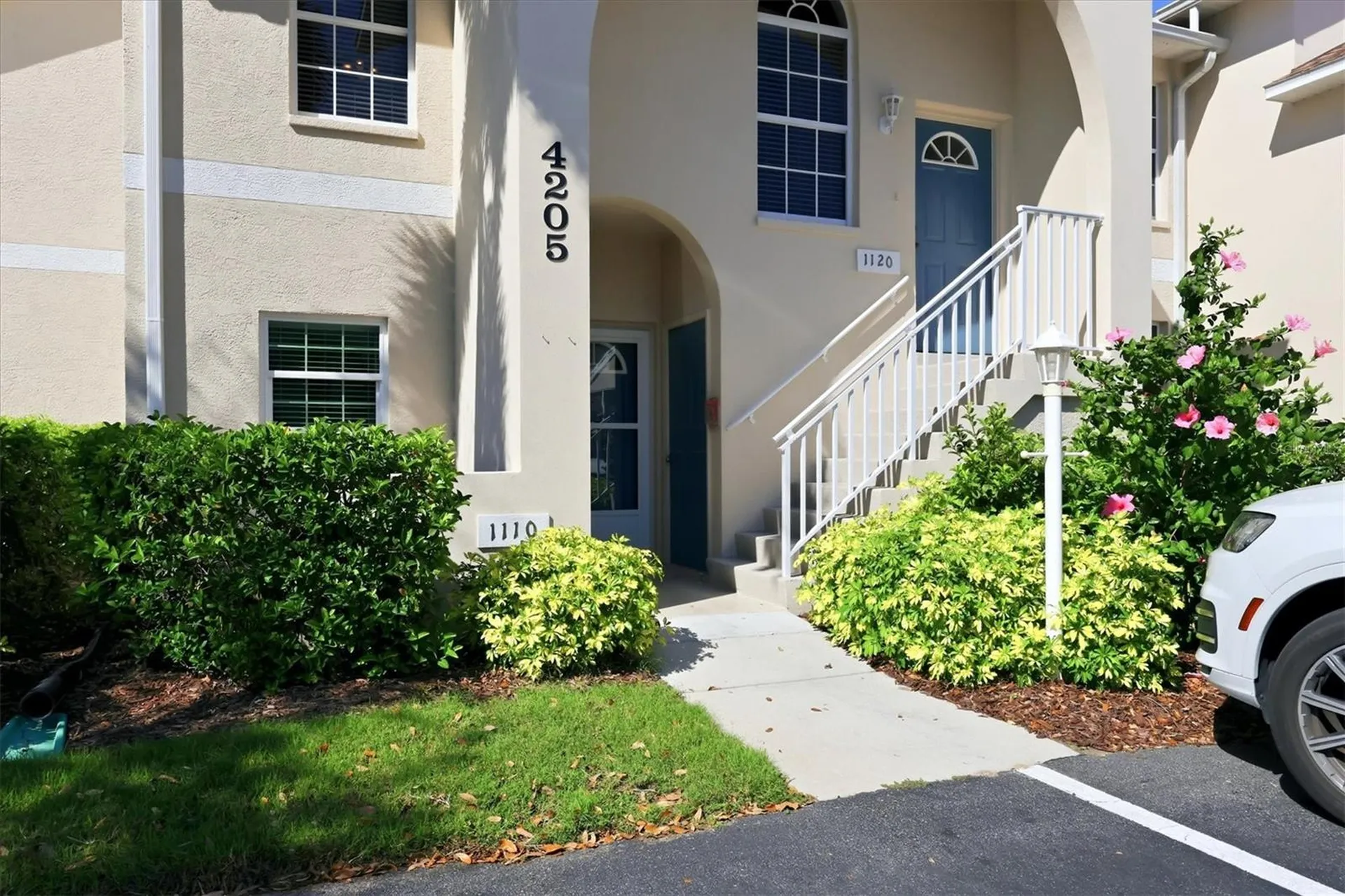 4205 Castlebridge Lane Sarasota FL 34238