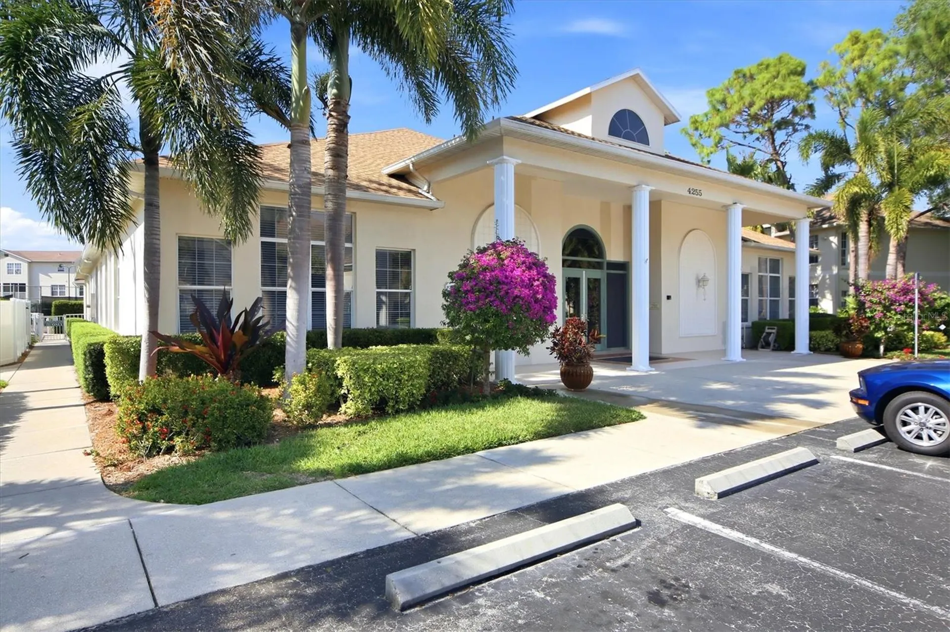 4205 Castlebridge Lane Sarasota FL 34238