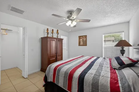 5501 Mariner Boulevard Spring Hill FL 34609