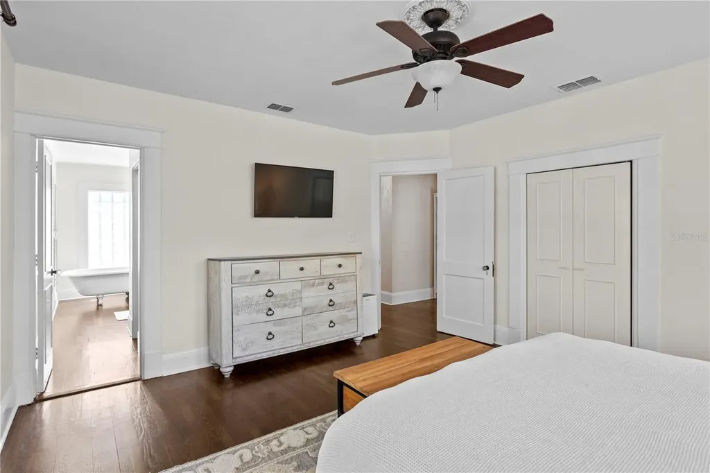 2810 W Morrison Avenue Tampa FL 33629