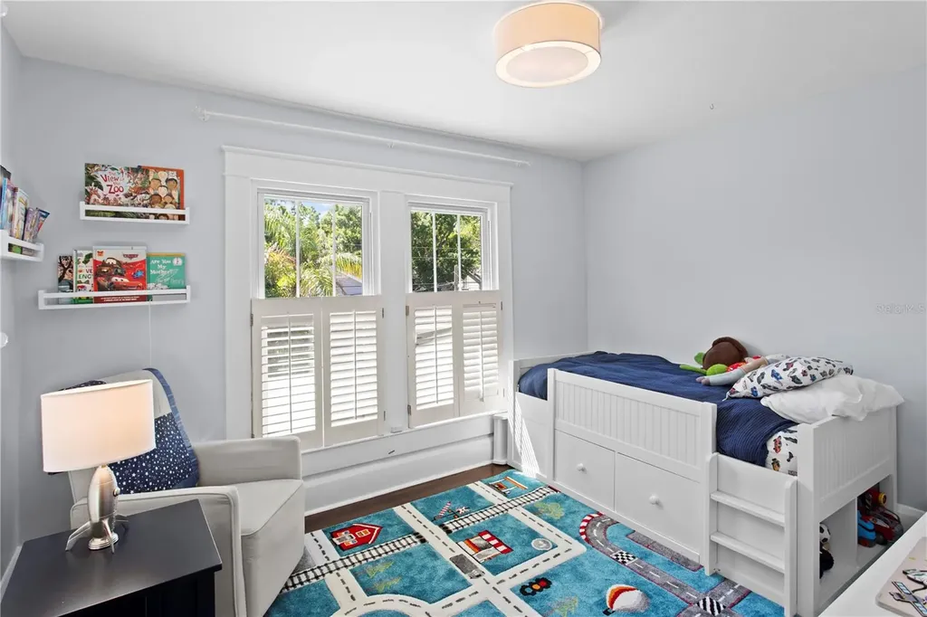 2810 W Morrison Avenue Tampa FL 33629