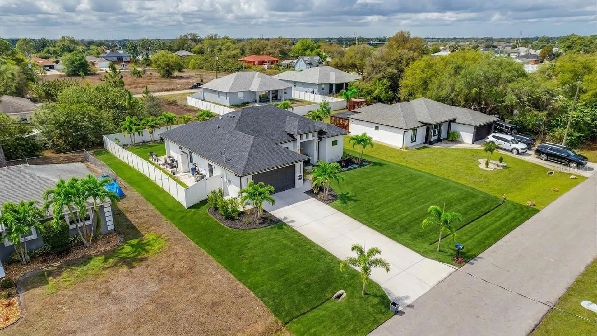 4211 10th Street SW Lehigh Acres FL 33976