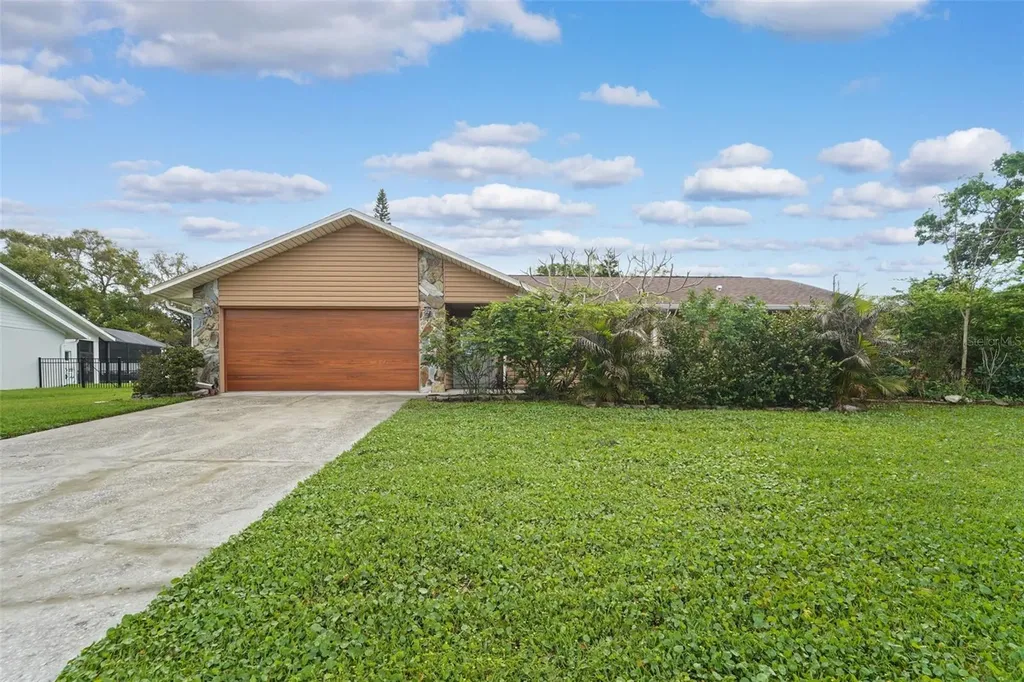 2007 Golf View Drive Dunedin FL 34698