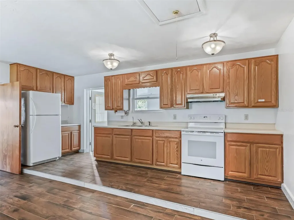 6350 NE 86th Avenue Bronson FL 32621