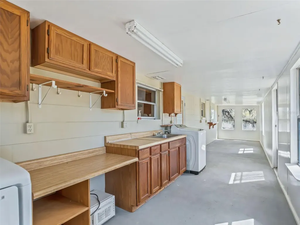 6350 NE 86th Avenue Bronson FL 32621