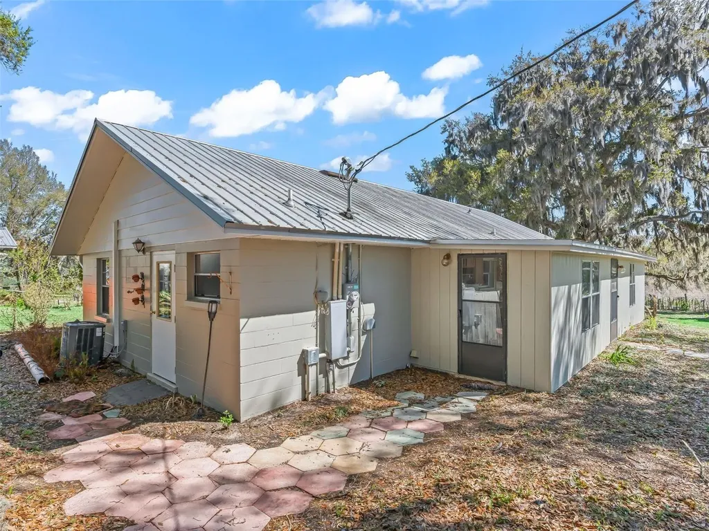 6350 NE 86th Avenue Bronson FL 32621