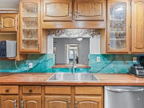 6350 NE 86th Avenue Bronson FL 32621