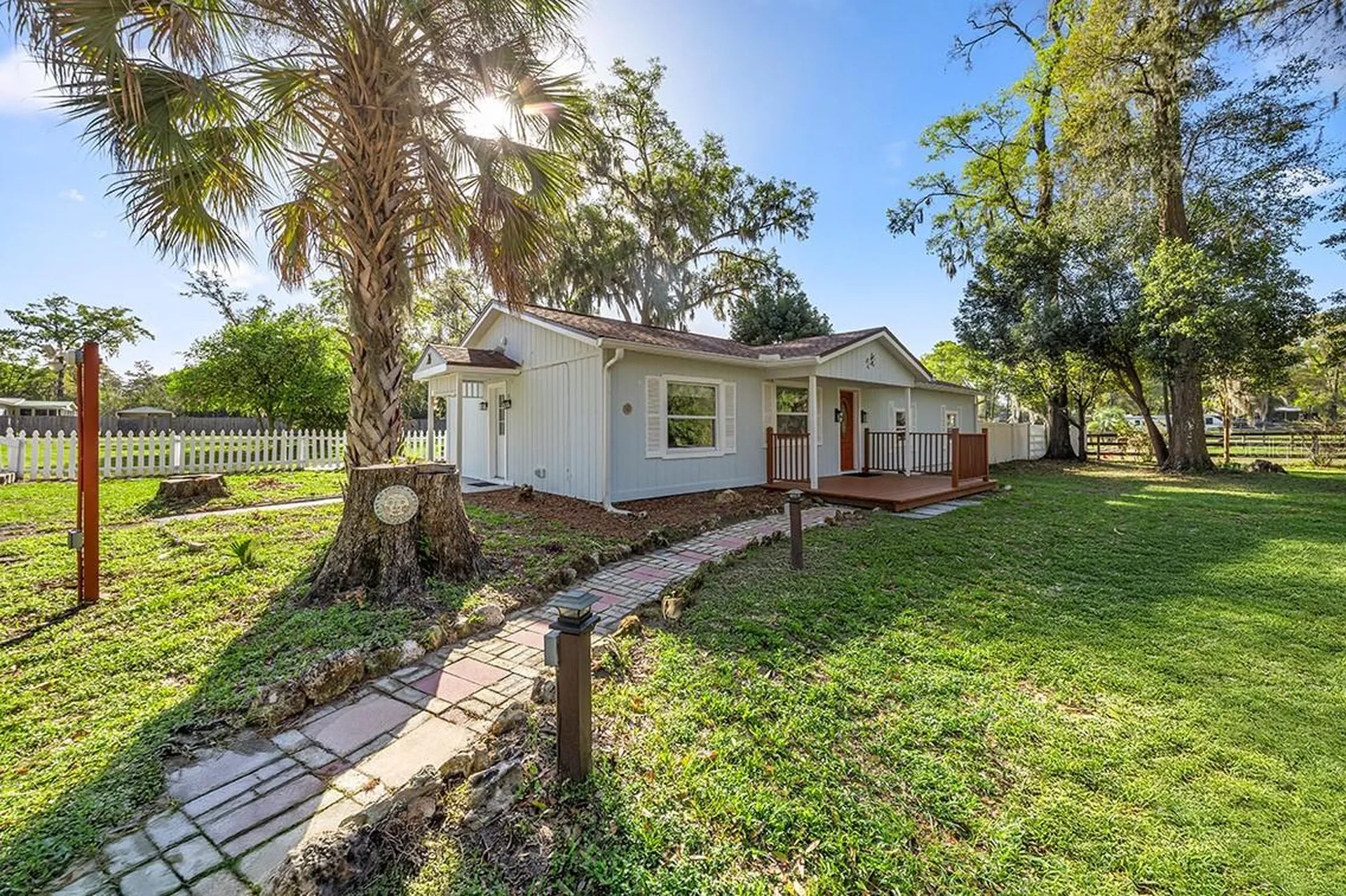 895 SW 80th Avenue Ocala FL 34481
